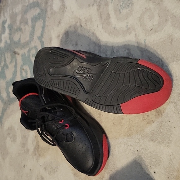 To small - Picture 2 of 4